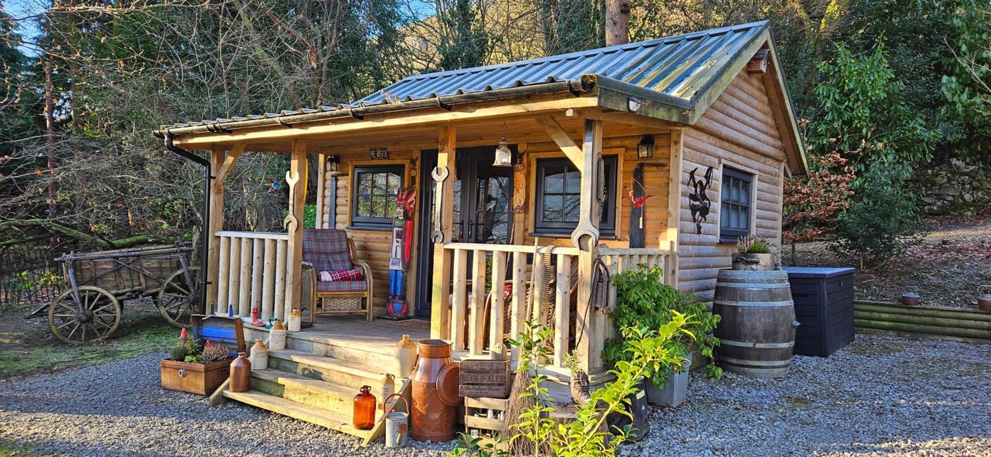 Lodge The Miners Log