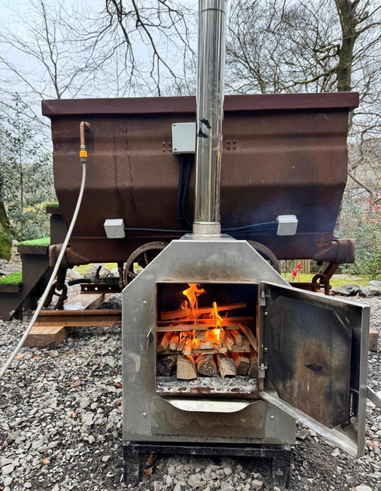 Lodge The Miners Log *